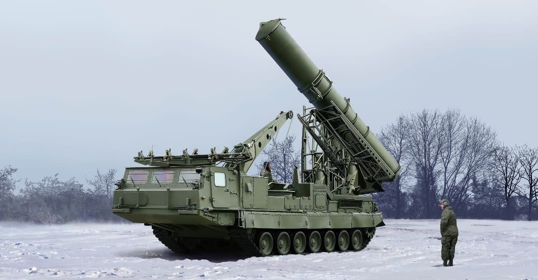 Trumpeter 1/35 Russian S 300V 9A85 SAM