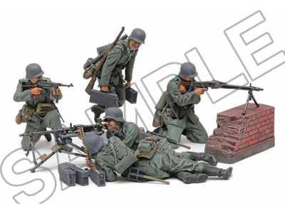 Tamiya 1/35 German MG Team Mid WWII June 2024