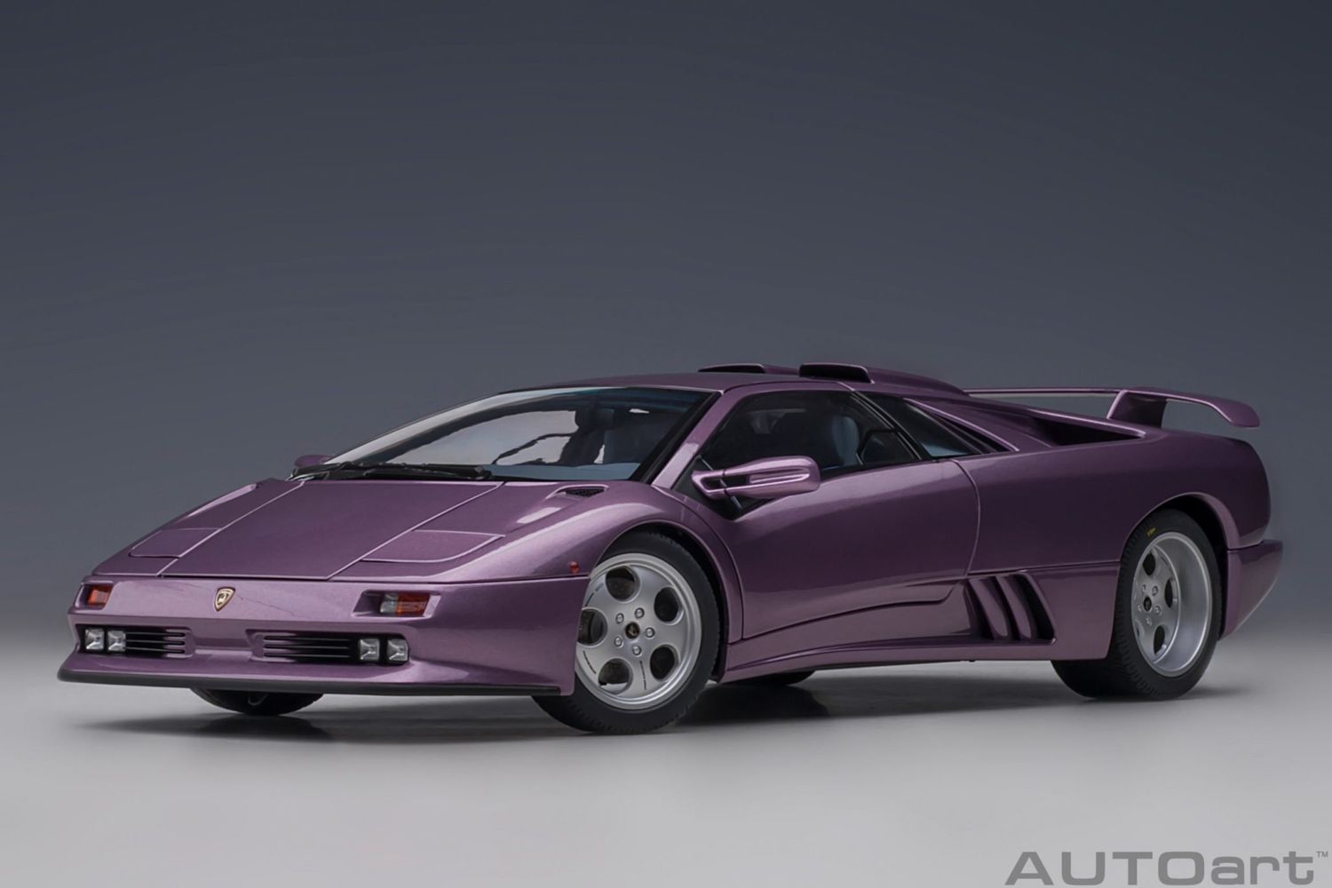 AutoArt 1/18 Lamborghini Diablo SE JOTA (Viola SE30)