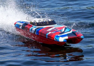 Traxxas DCB M41 Widebody 40" Catamaran Race Boat Red