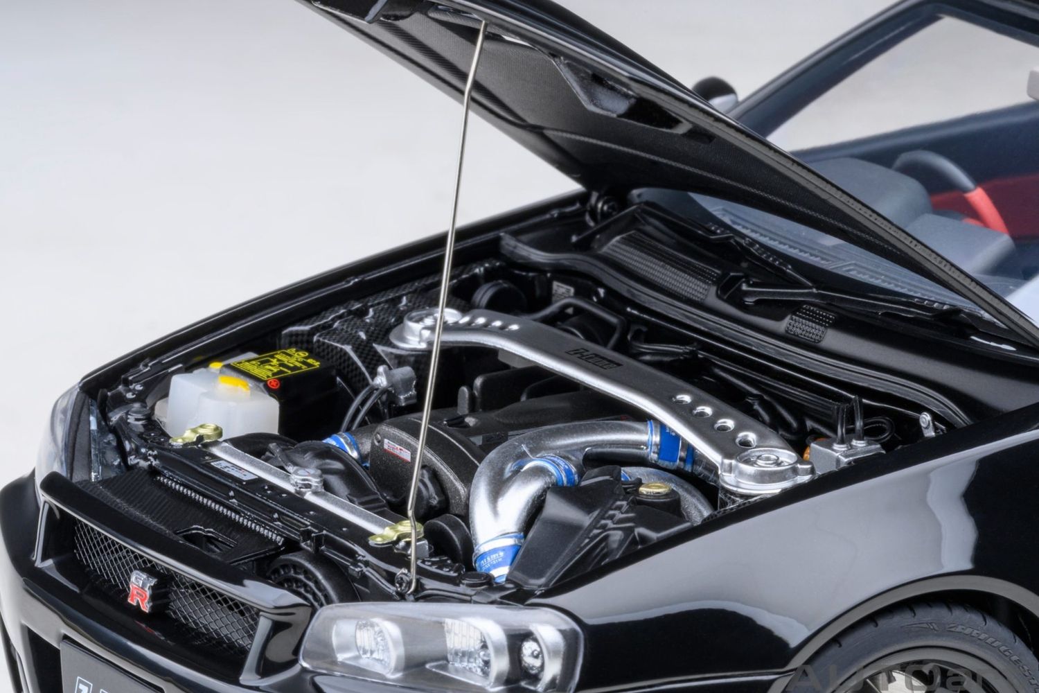 AutoArt Nissan Skyline GT-R (R34) Z-tune Black Pearl