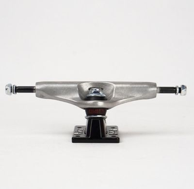 Film Trucks Black Glossy Baseplate Trucks 5.5