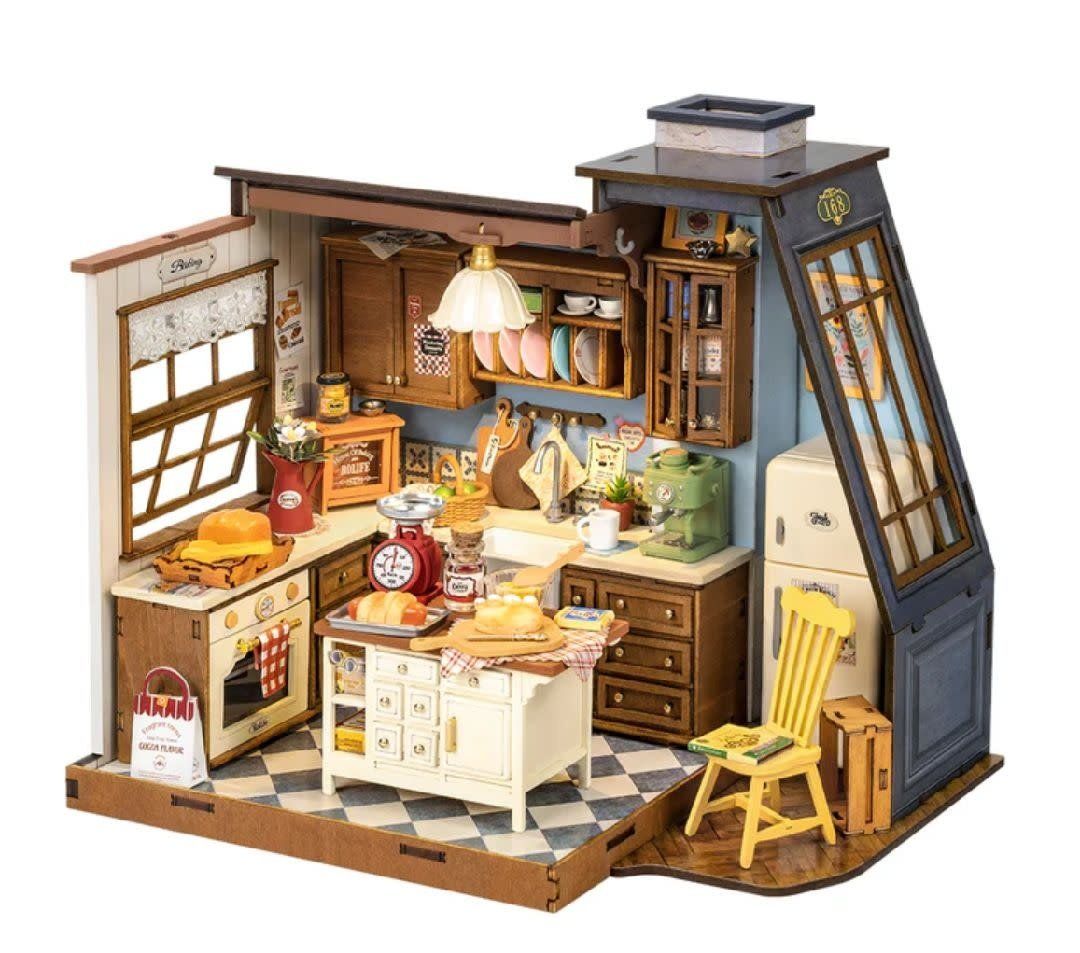 Robotime Baking Kitchen DIY Miniature House Kit