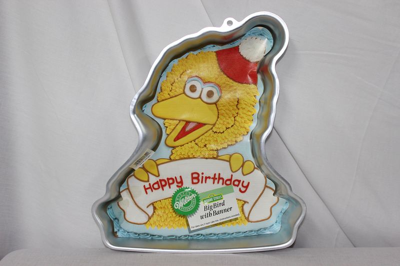 Wilton Big Bird With a Barner Cake Pan