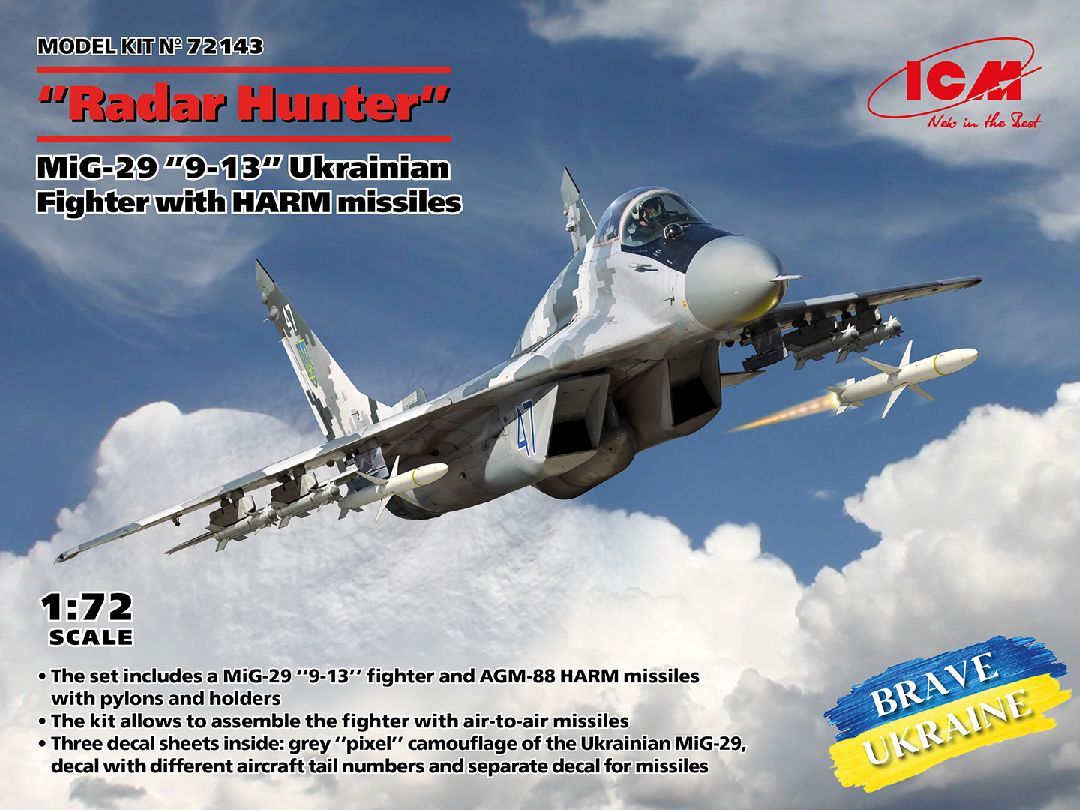 ICM Models 1/72 Radar Hunter MiG-29 9-13 Ukrainian Fighter with HARM missiles