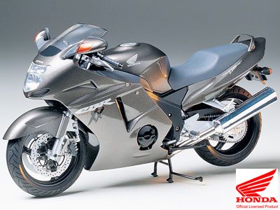 Tamiya 1/12 Honda CBR1100XX Super Blackbird