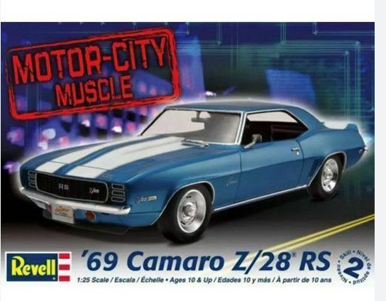Revell 1/25 1969 Camaro Z28 RS
