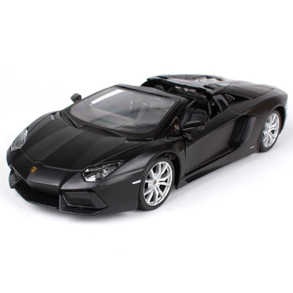 Maisto 1/24 Lamborghini Aventador LP 700-4 Roadster Matt Black Special Edition
