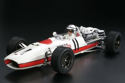 Tamiya 1/12 Honda RA273 No 11 F1 GP with Photo Etch