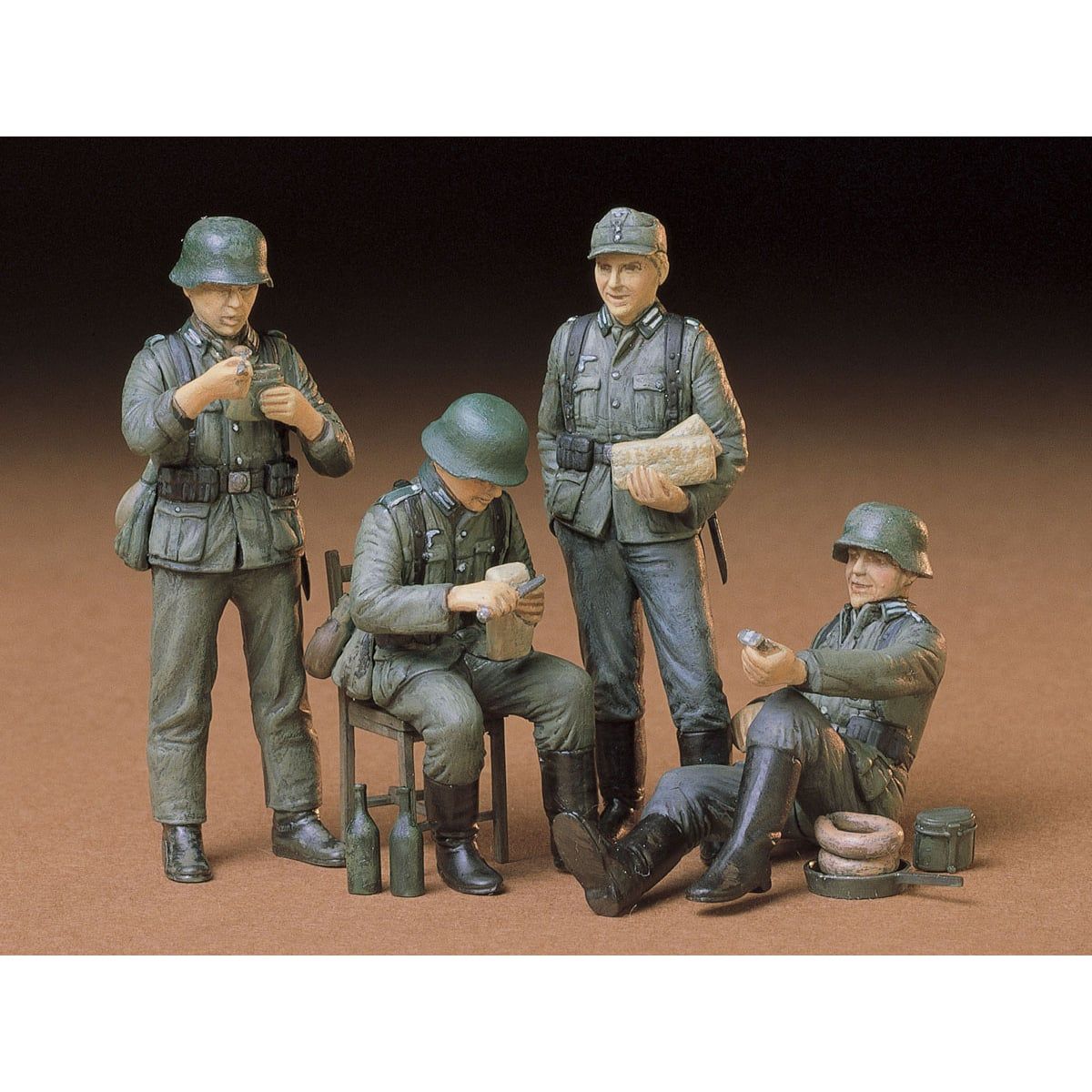 Tamiya 1/35 German Soldiers at Rest