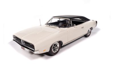 American Muscle 1/18 1969 Dodge Charger R/T W1 White