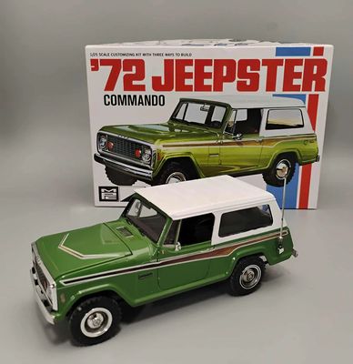 MPC Models 1/25 1972 Jeepster Commando
