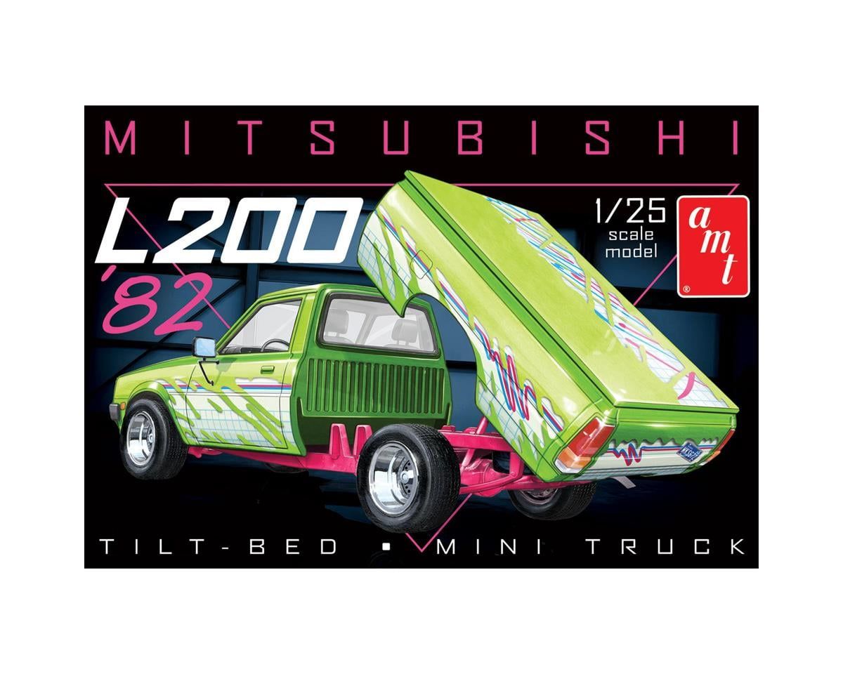 AMT\ERTL 1/25 Mitsubishi L200 Tilt-Bed Pickup