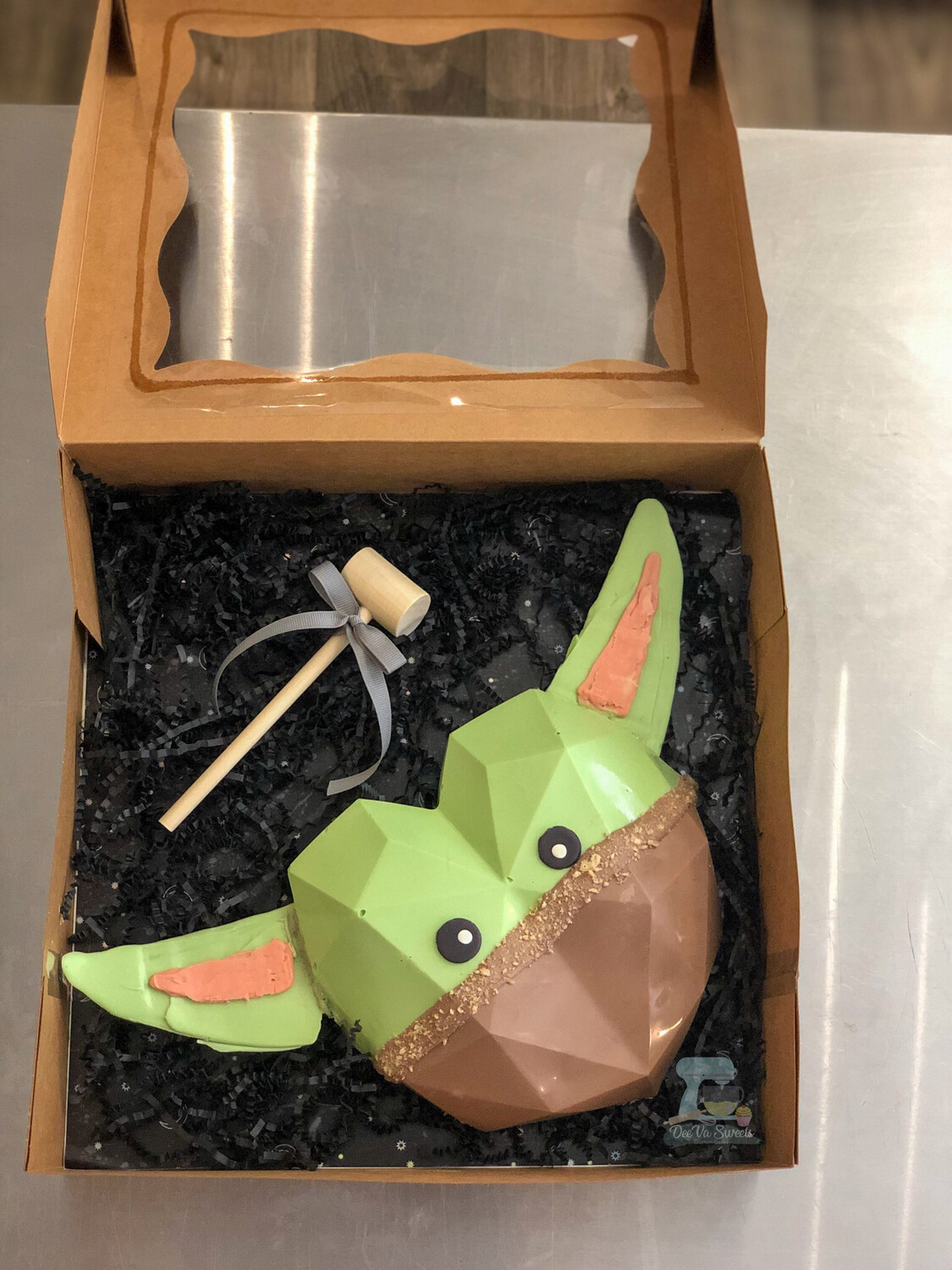 Breakable heart chocolate deals