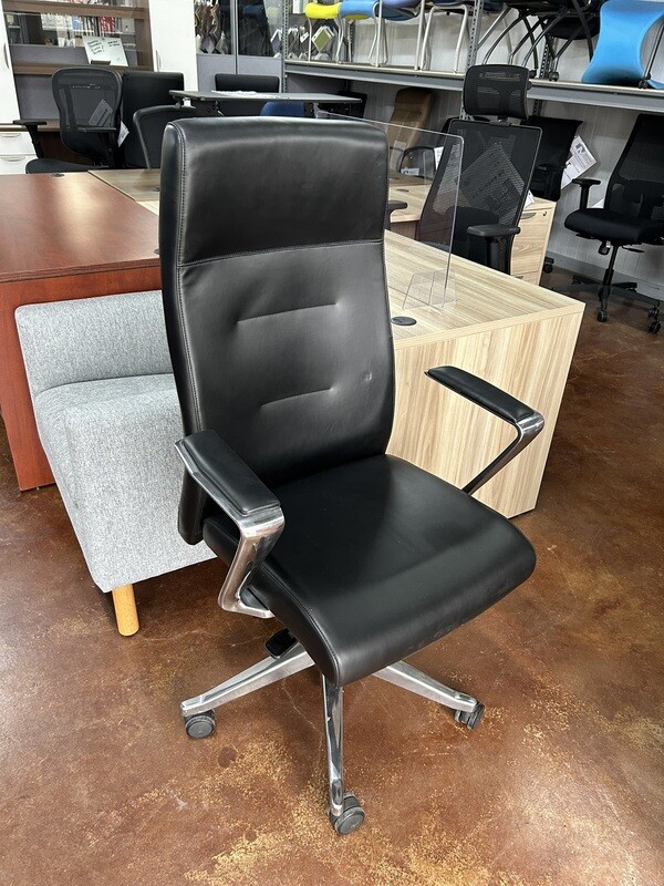 Demo Clearance! Highback Black Leather Office Chair