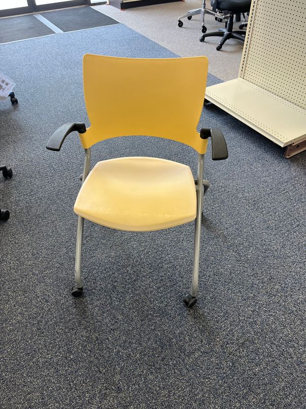 Clearance! Nesting Chairs With Casters