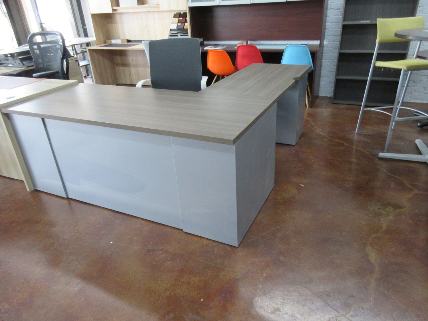 Steelcase L-Desk, Metal Chassis With Laminate Top