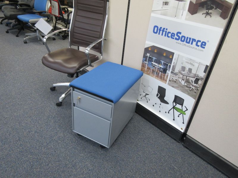 Clearance!  Steelcase Underdesk Mobile File Pedestals