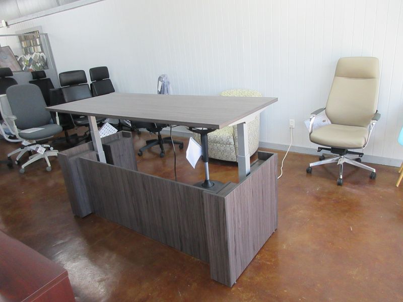Demo Clearance! Electronic Sit-Stand Desk With Enclosure