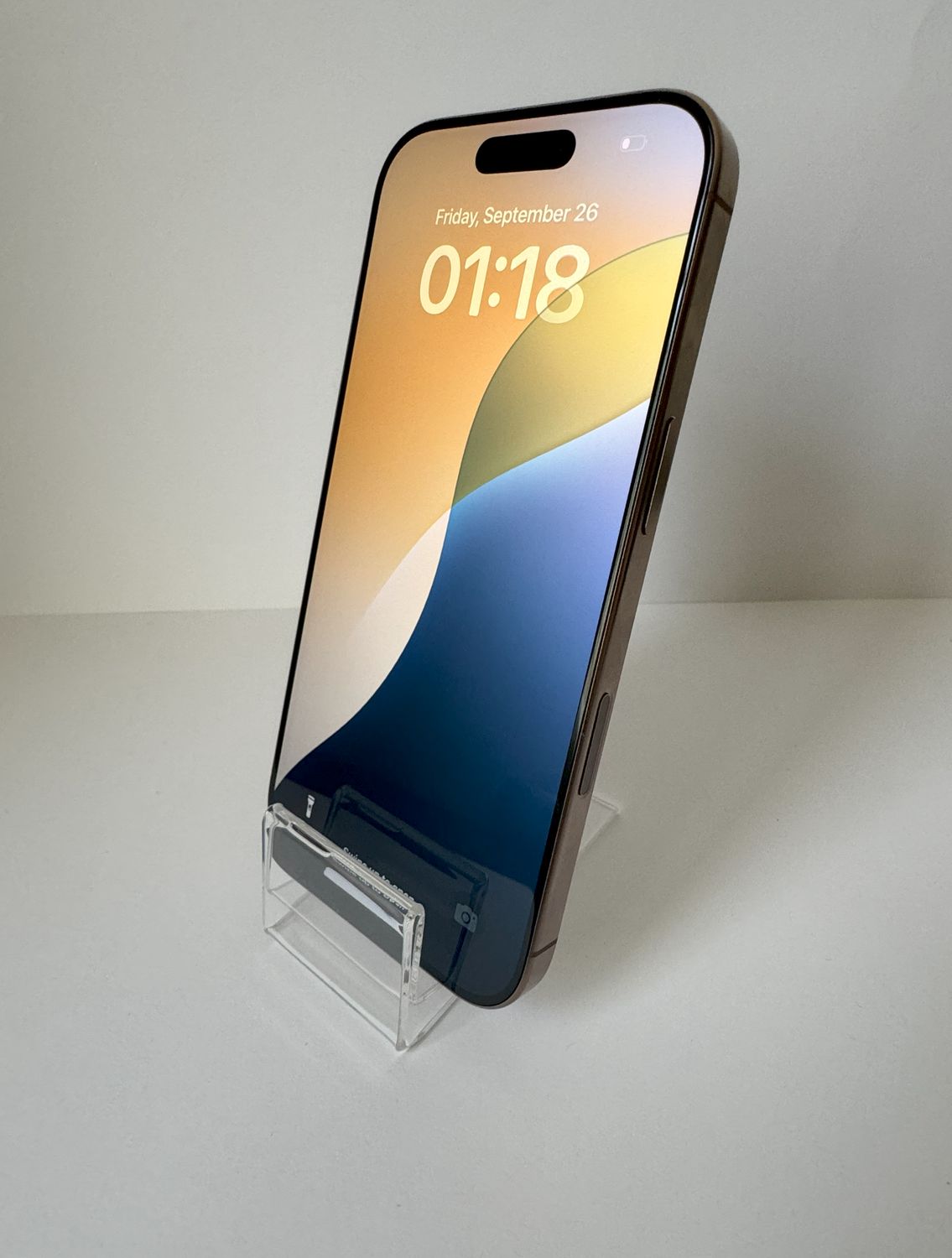 Apple iPhone 16 Pro 128GB Desert Titanium