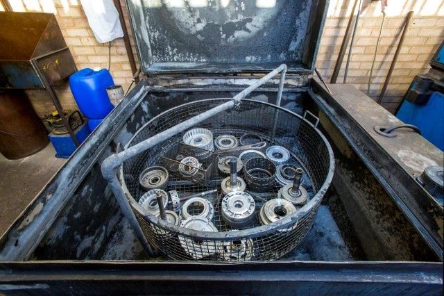 Nissan Gearboxes