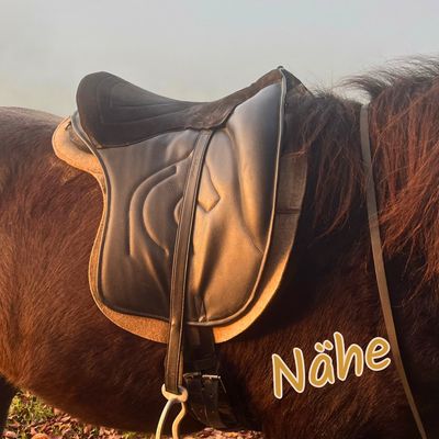Reitpads &amp; Sättel