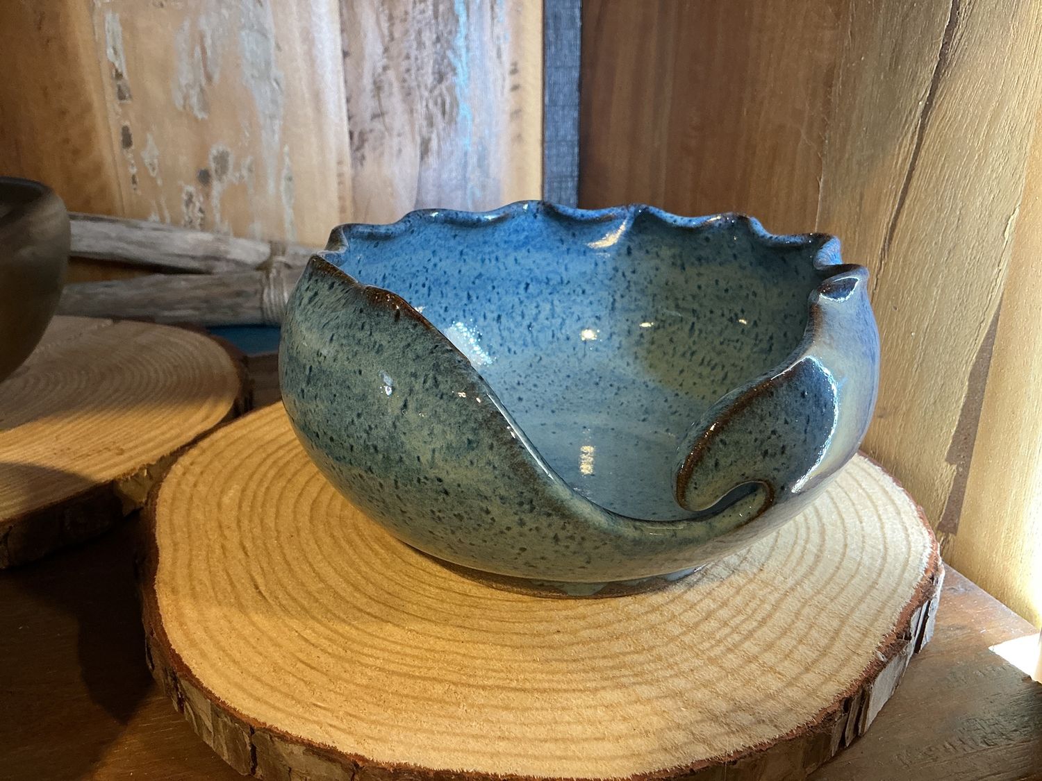 Pottery yarn bowl blue fancy edge