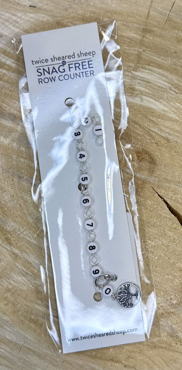 Row counter small straight tree