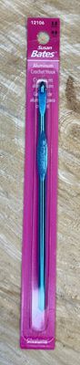 Silvalume - 6" Crochet Hook H (5mm)