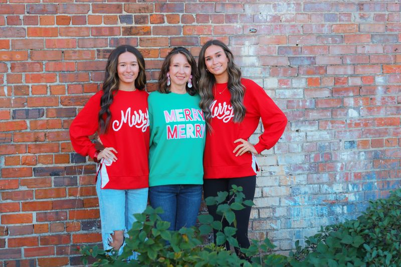 Mary Square &quot;merry&quot; Crewneck
