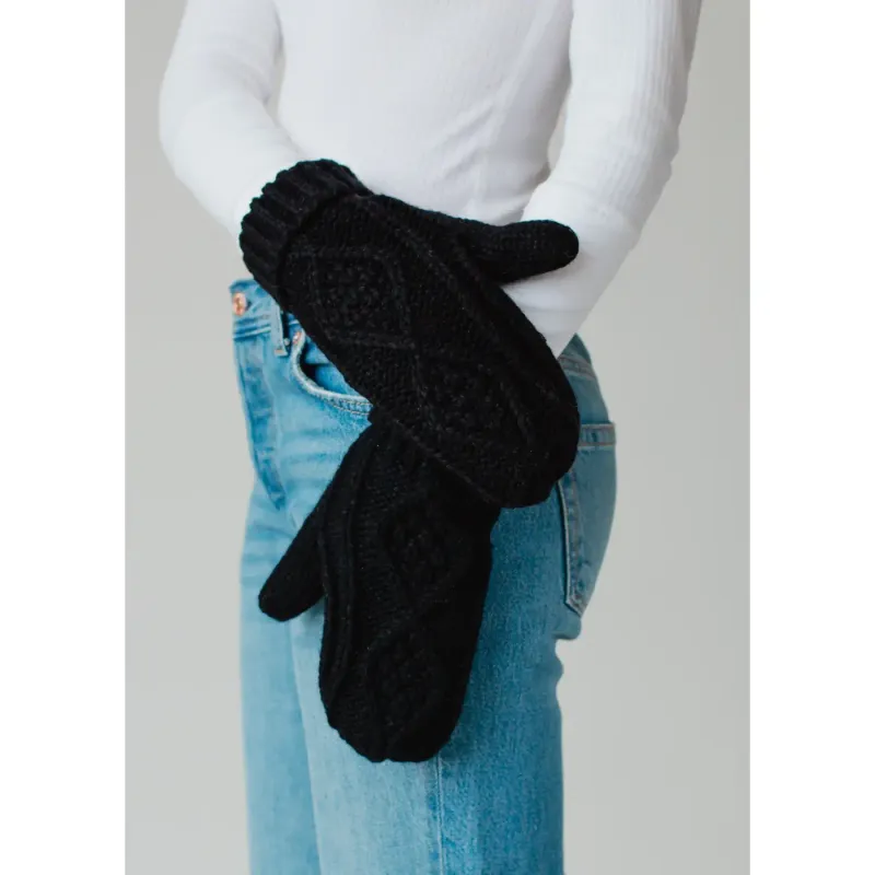 Cable knit Mittens