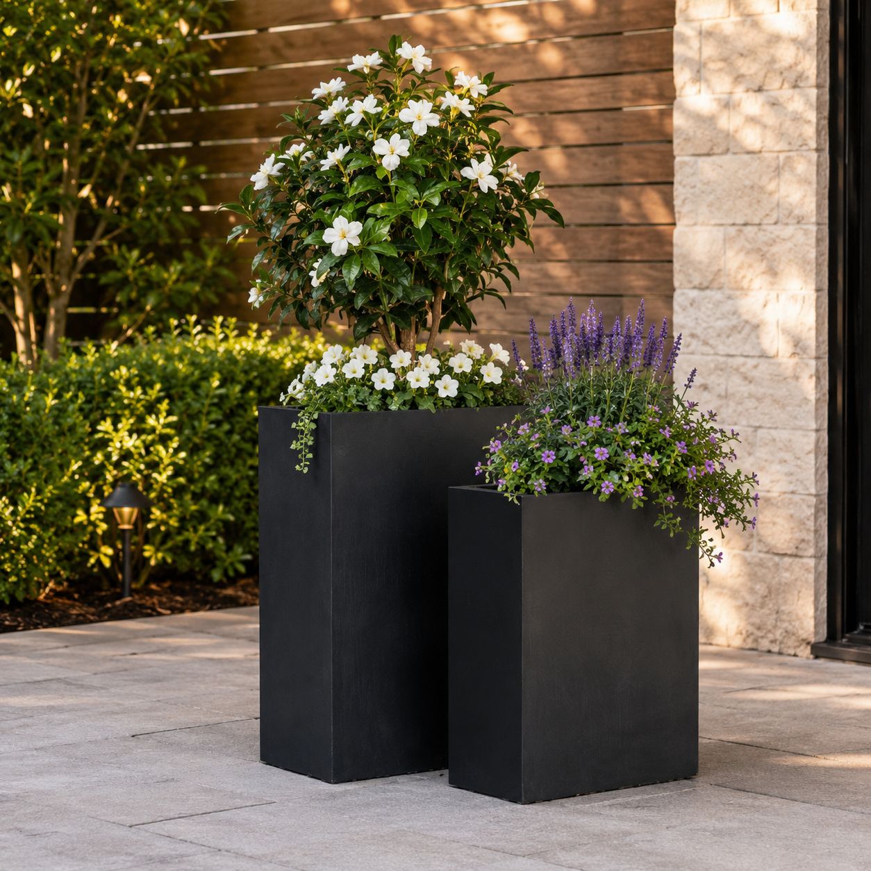 Vertical Long Fiber Clay Planters - Black