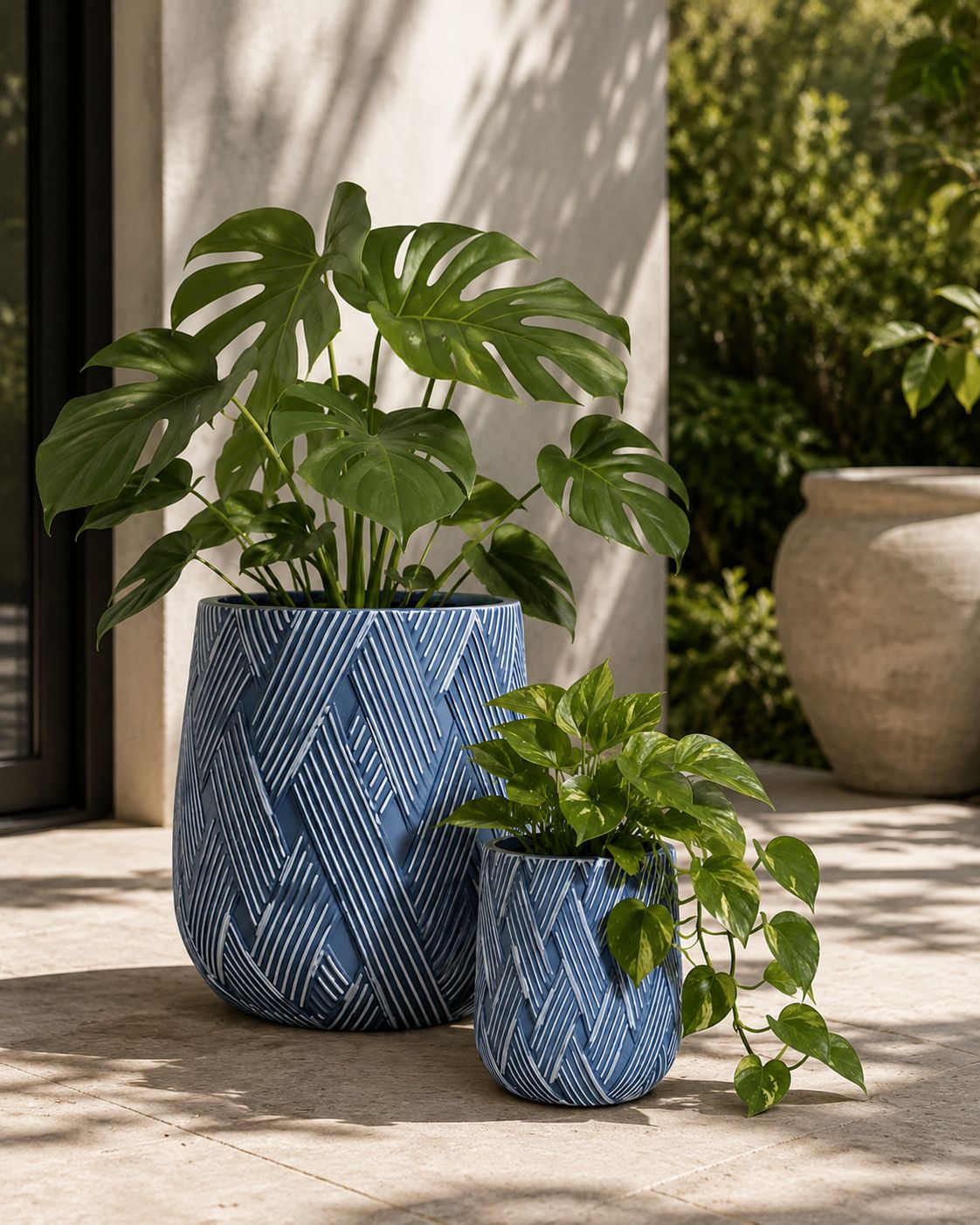 Ladis Flower Pots