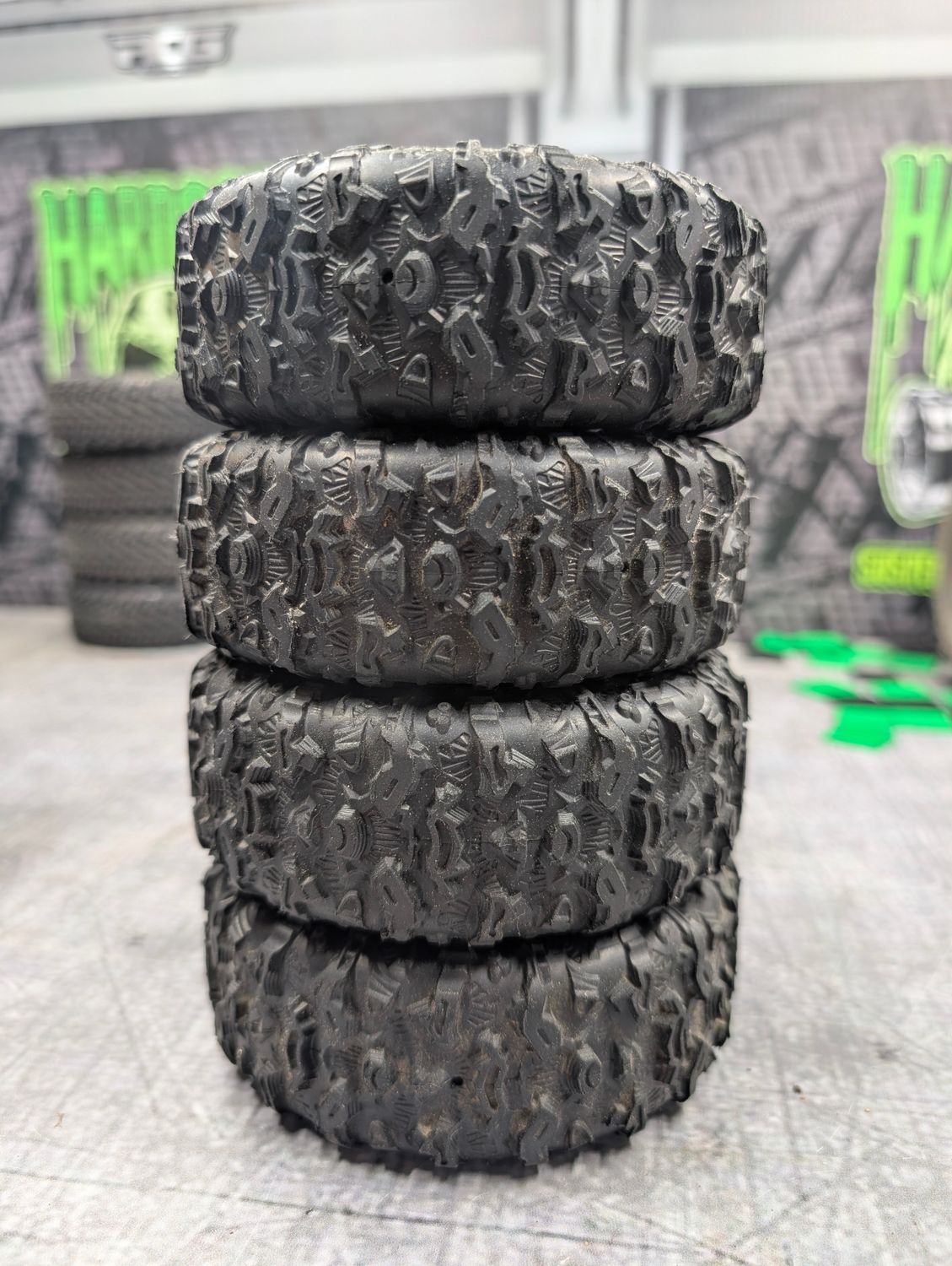 JCon Megalithics 1.9 4.75 with ALT foams