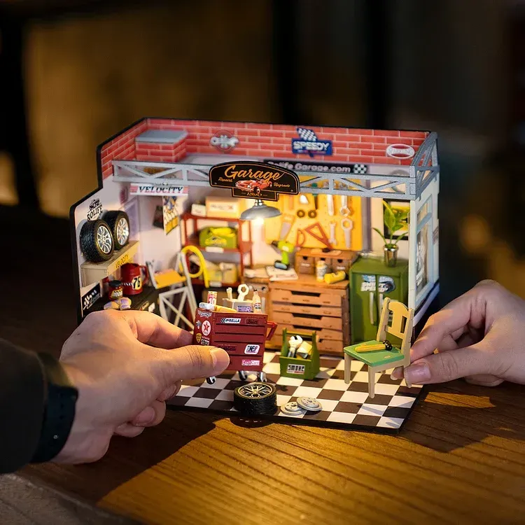 Kit maison miniature - Garage workshop - Rolife Kit maison miniature - Garage workshop - Rolife