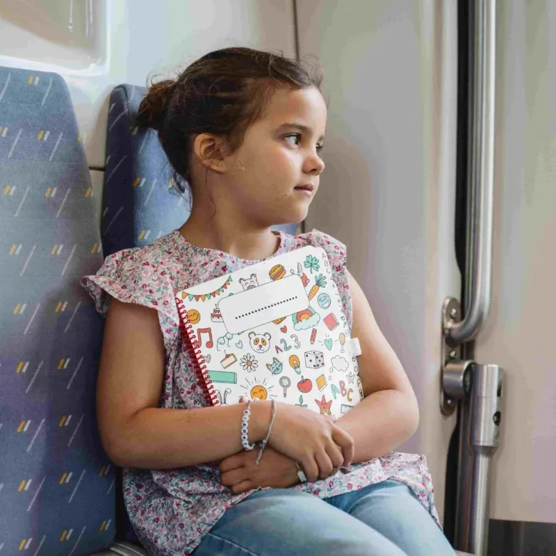 Carnet d'activités - DBKIDS Carnet d'activités - DBKIDS