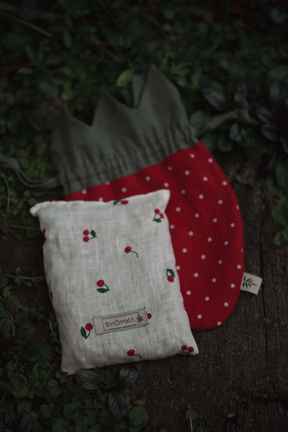 CHERRY PIT PILLOW / TOY  ' STRAWBERRY '