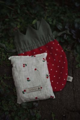 CHERRY PIT PILLOW / TOY  ' STRAWBERRY '