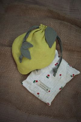 CHERRY PIT PILLOW / TOY ' LEMON '