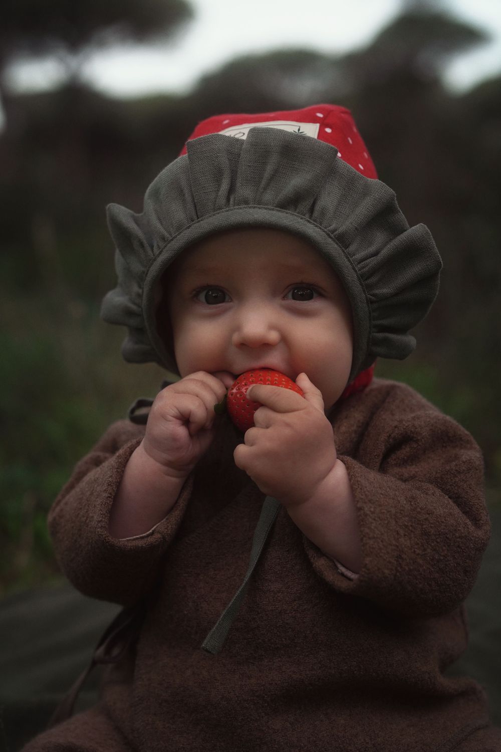 LINEN BONNET ' STRAWBERRY '