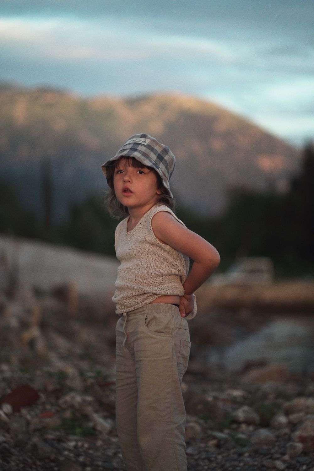 LINEN HAT ' NO EARS '