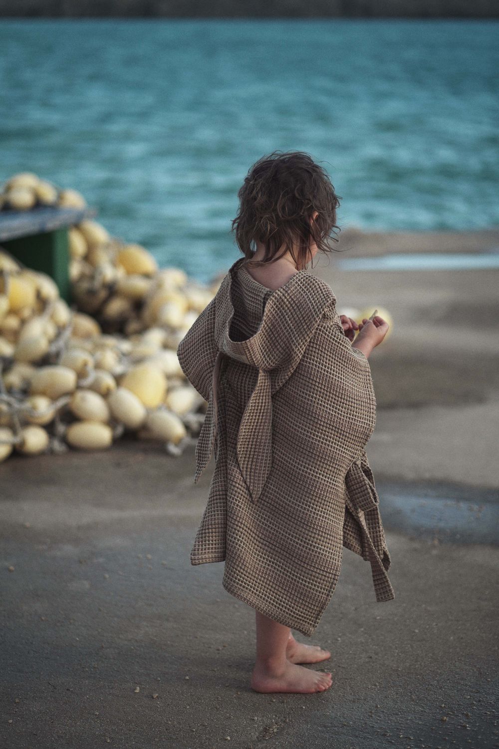 LINEN PONCHO TOWEL ' VANDENYNAS '