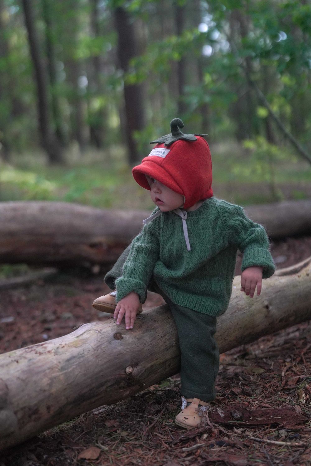 MERINO WOOL BONNET 'TOMATO'