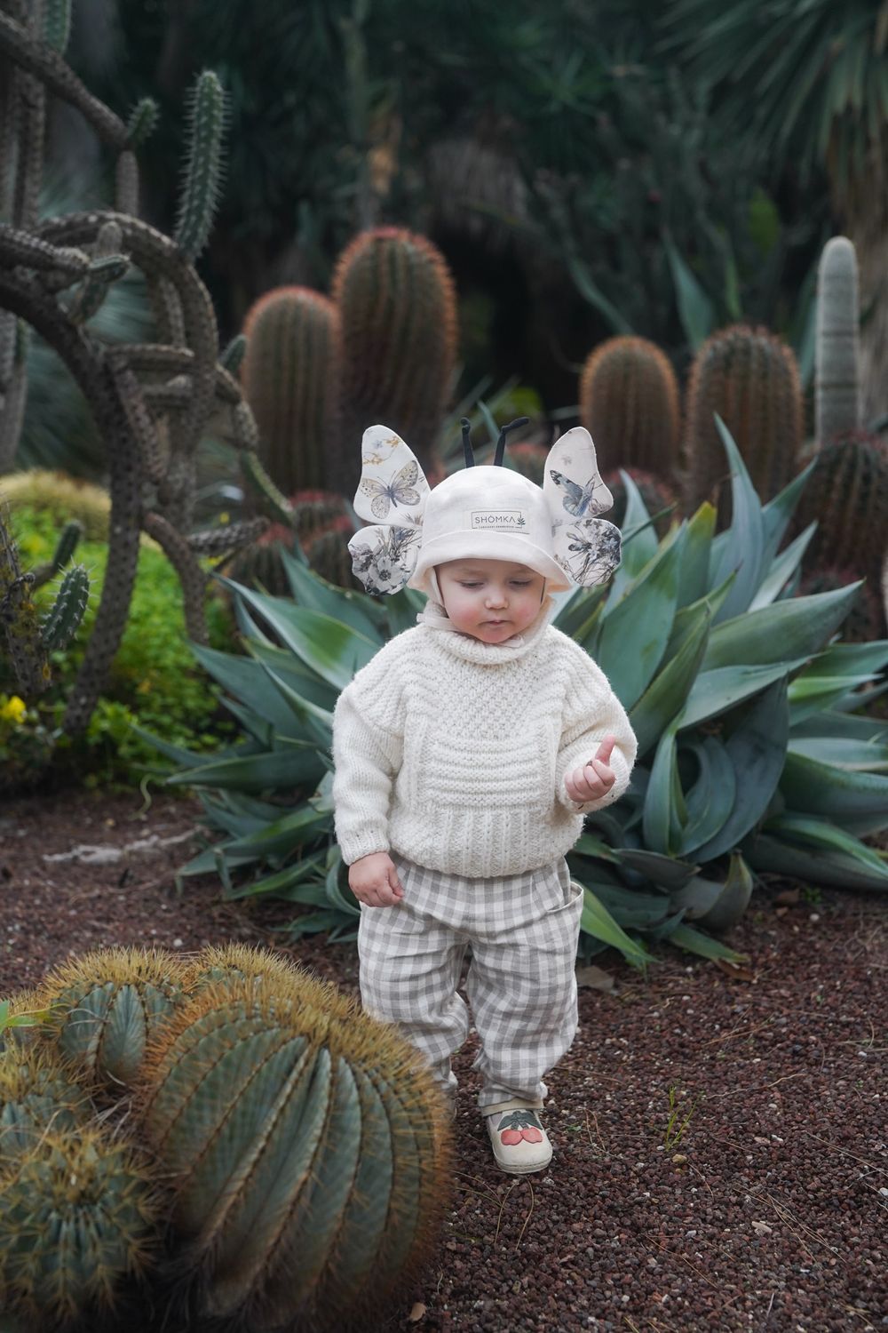 LINEN HAT 'BUTTERFLY'