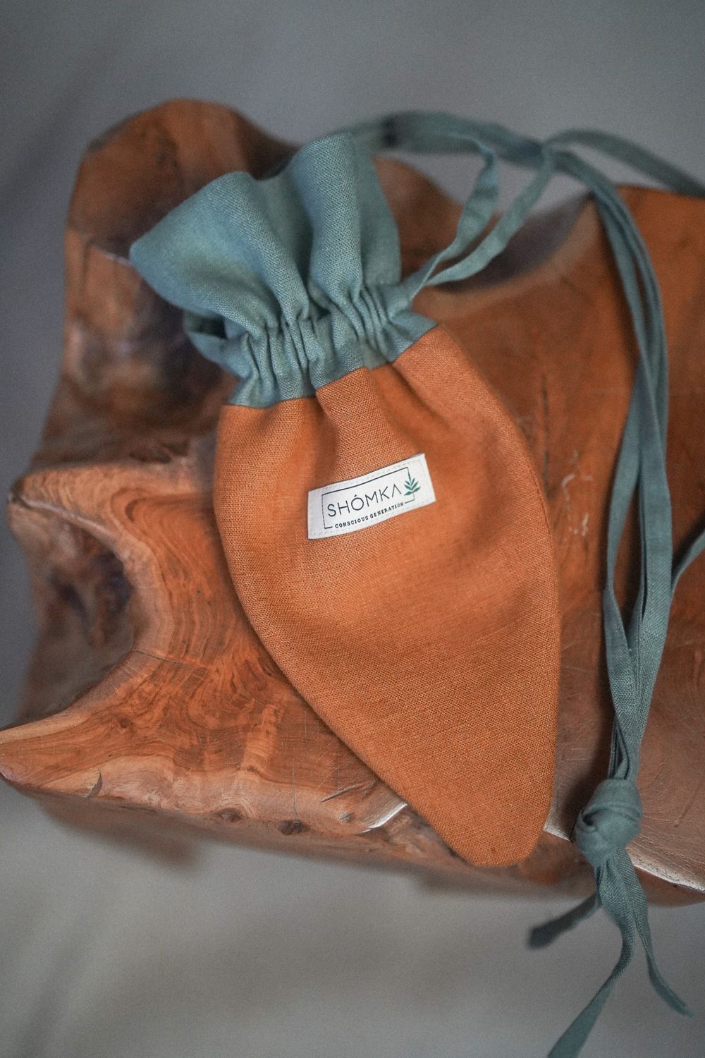 LINEN CROSSBAG POUCH 'CARROT'