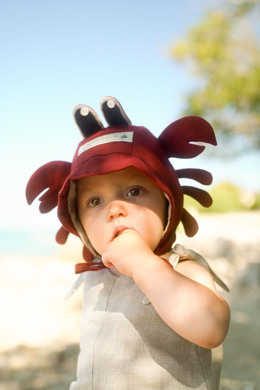 LINEN BONNET 'CRAB'