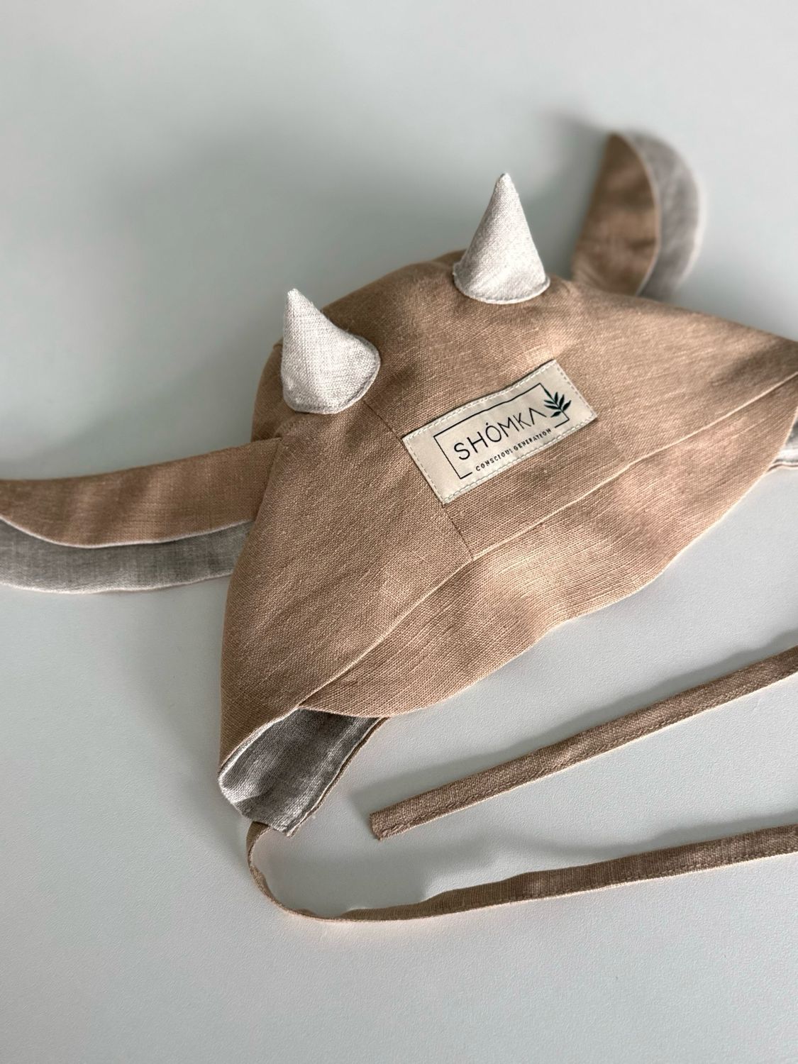 CAPPUCCINO LINEN BONNET 'COW'