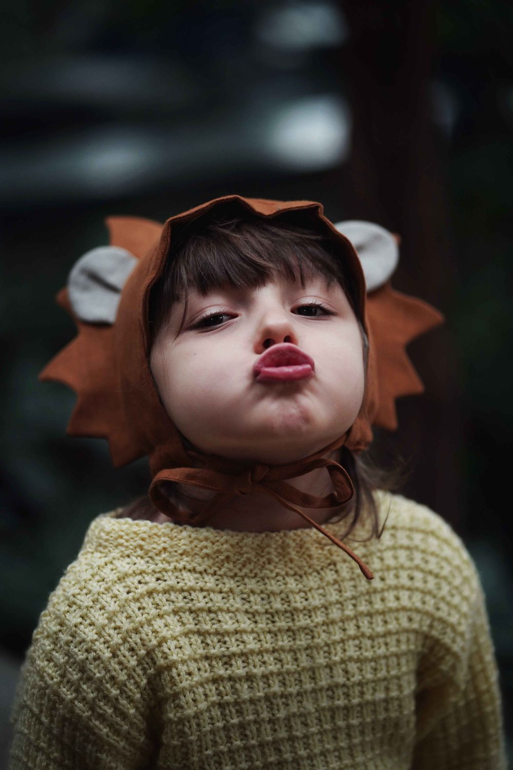 GINGER LINEN BONNET 'LION'