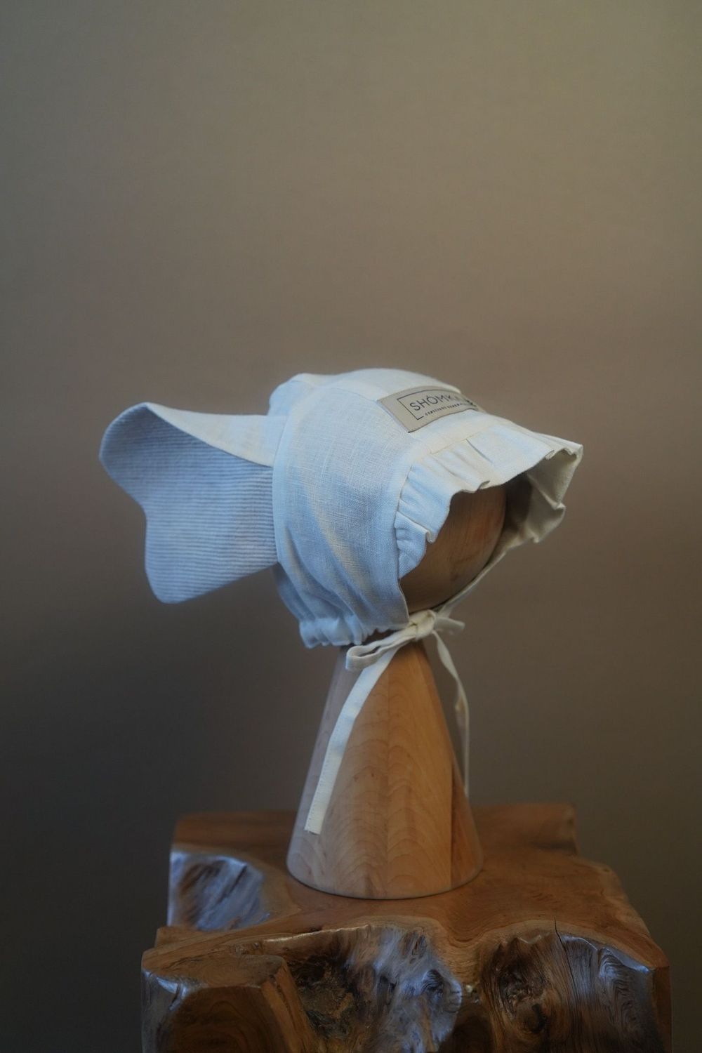 SNOW LINEN BONNET 'ELEPHANT'