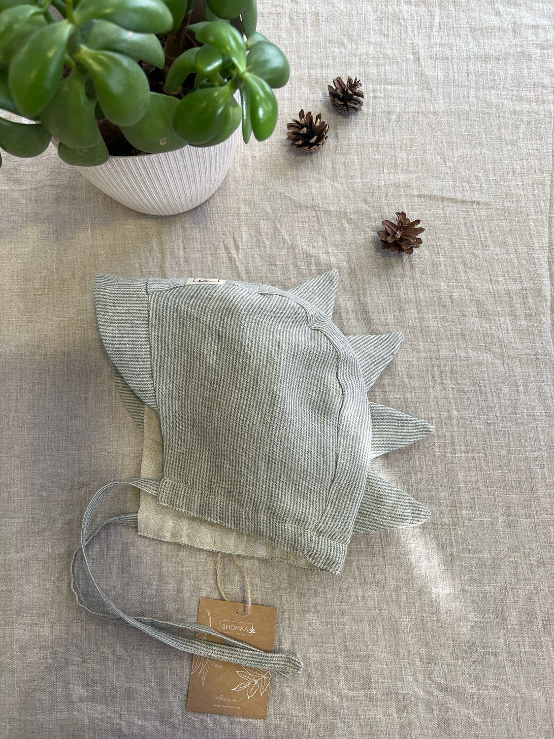 ASHTREE LINEN BONNET 'IGUANA'